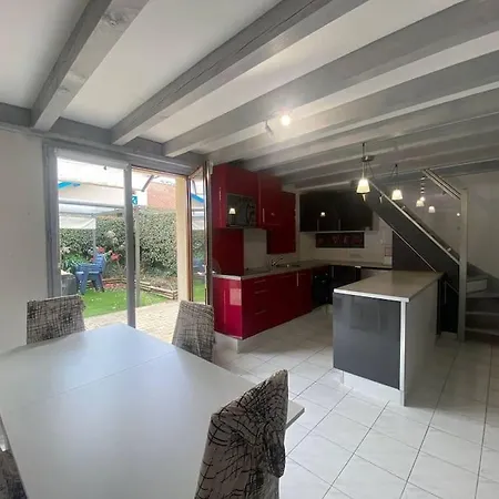 Ocelandes 8 Hotel